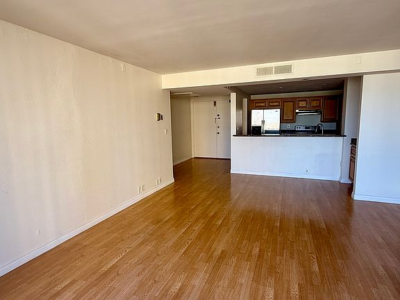 4th image of 10535 Wilshire Blvd APT 801