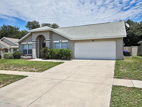 3rd image of 3617 Meadow Green Dr