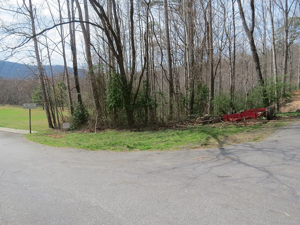 2nd image of Laurel Ct