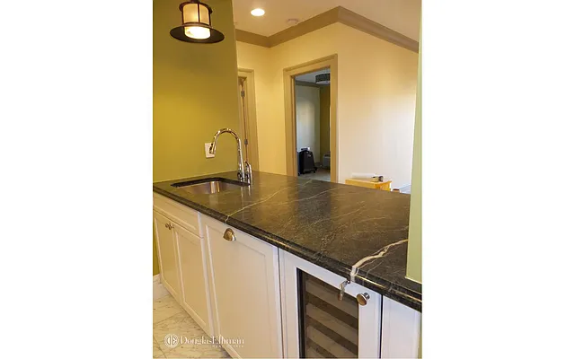 Rented by Douglas Elliman | media 14