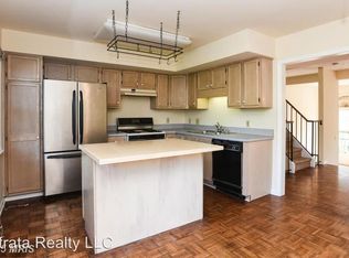 1029 Lindsay Ln, Hagerstown, MD