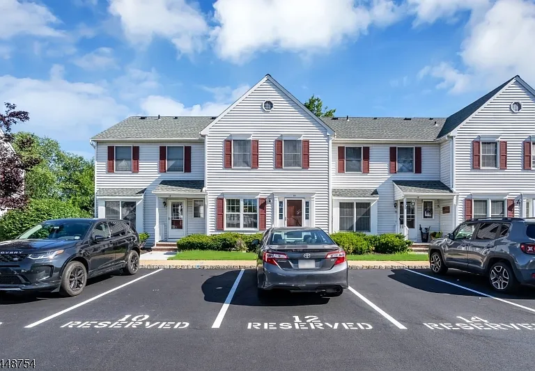 14 Giles Biondi Ct — Photo 1