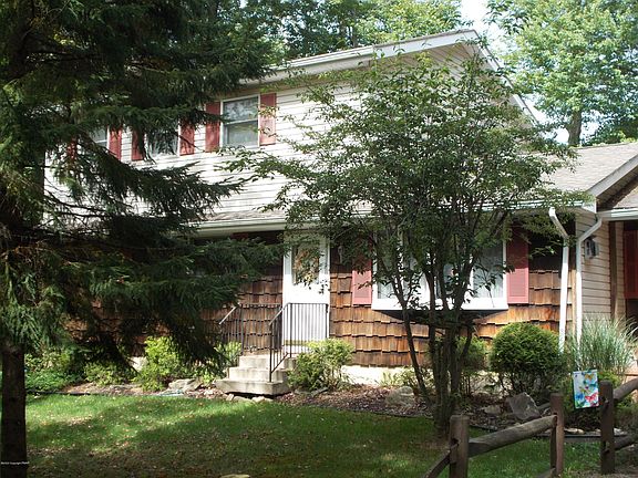 2nd image of 1090 Salamanca Dr