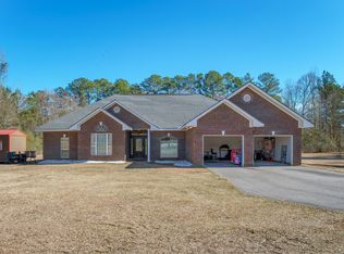 6 Odessa Dr, Laurel, MS 39443