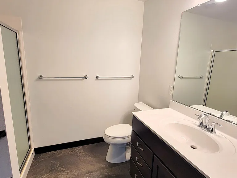 1929 Cypress Ct NE #6 — Photo 10