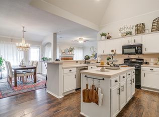 9801 Pack Saddle Trl, Fort Worth, TX 76108