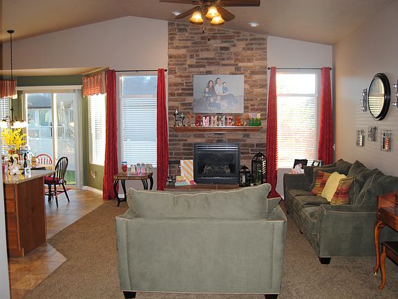 2nd image of 4474 W Mankato St