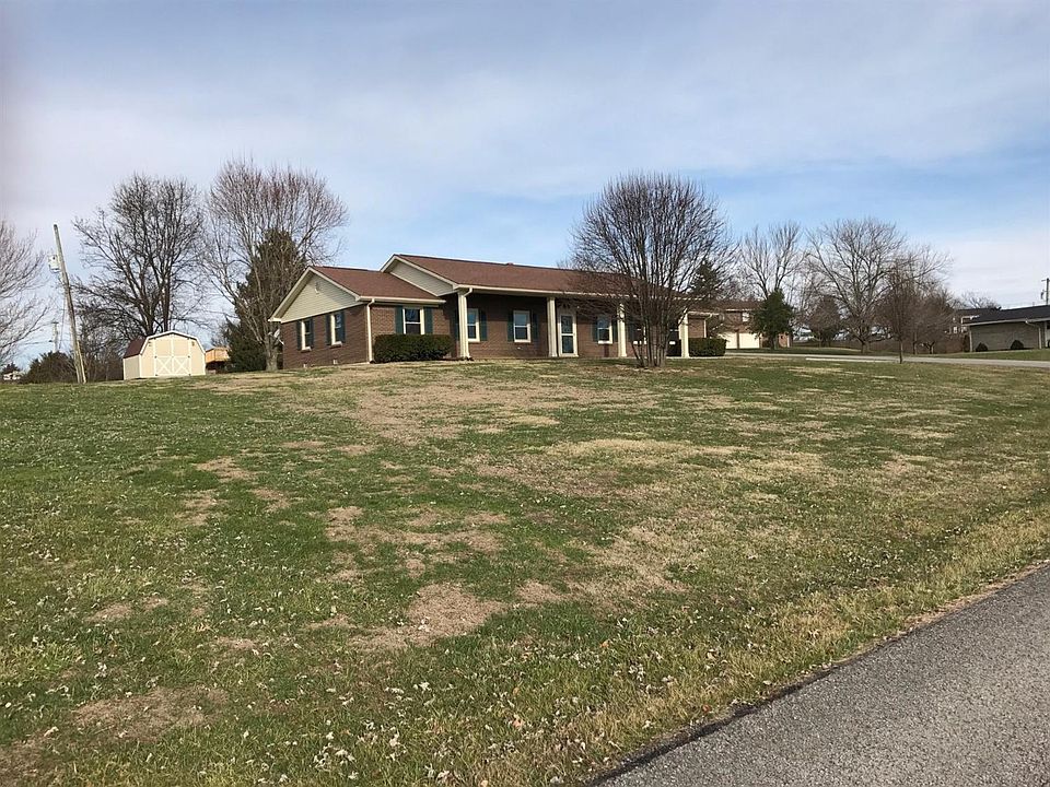 1st image of 115 Lakeview Dr