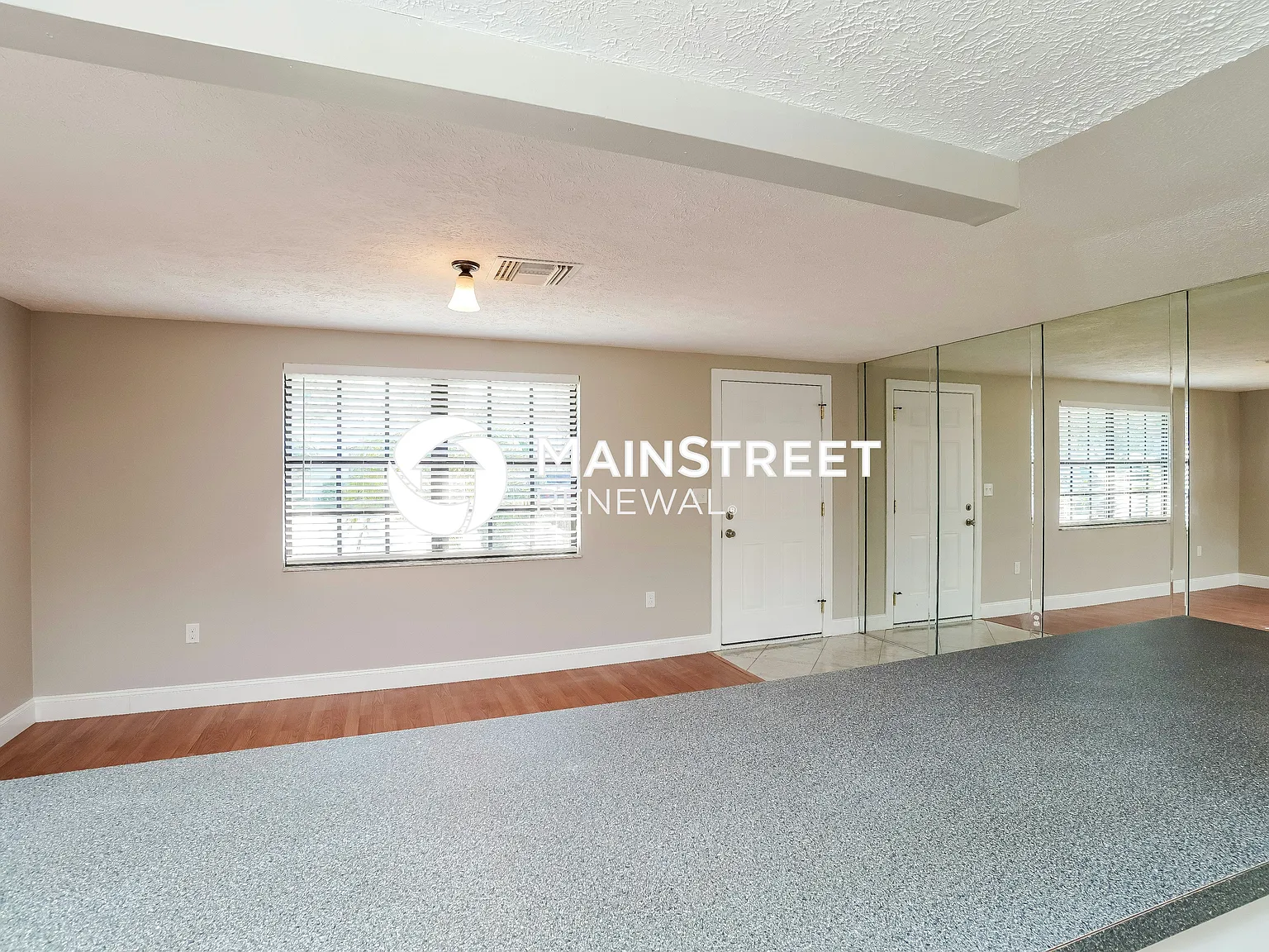8729 Sabal Way — Photo 2