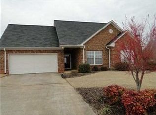 205 Glen Crest Dr, Moore, SC 29369