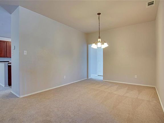 5th image of 6020 Horn Cap Dr