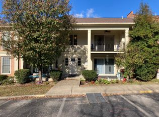 810 Highwood Dr #810, Louisville, KY 40206