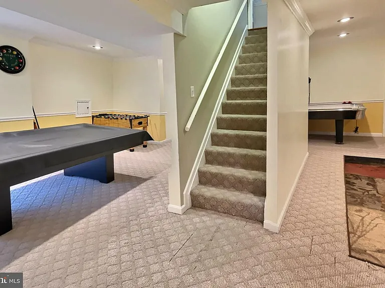1501 Silverado Ct — Photo 11