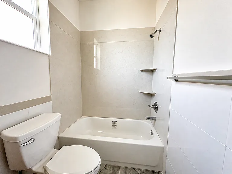 1506 Lincoln Ave #C — Photo 12