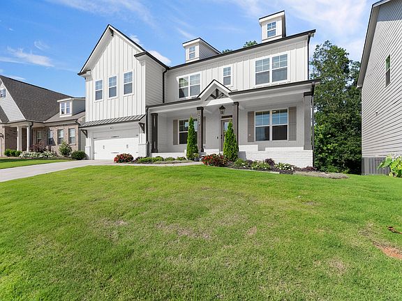 2nd image of 4656 Silver Oak Dr SW