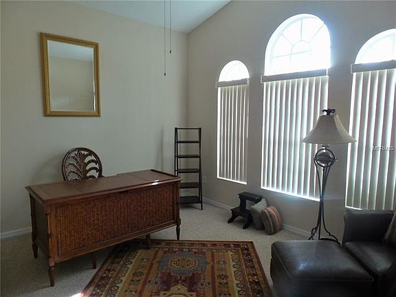 5th image of 23341 Dinhurst Ct