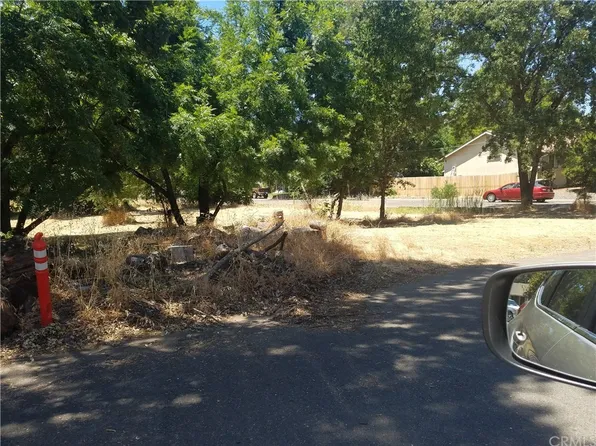 521 10th St, Lakeport, CA 95453