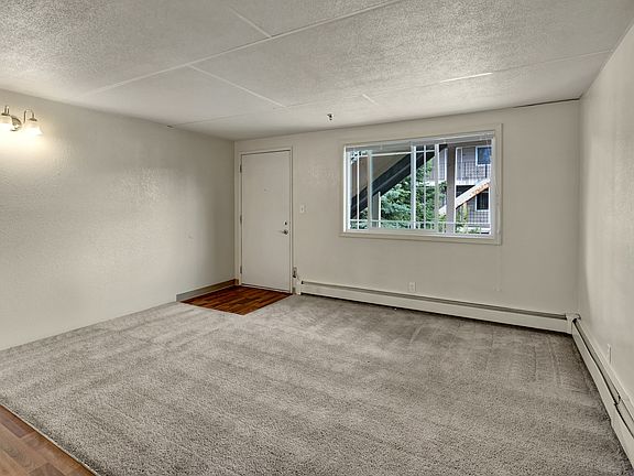 5th image of 3501 E 42nd Ave #214