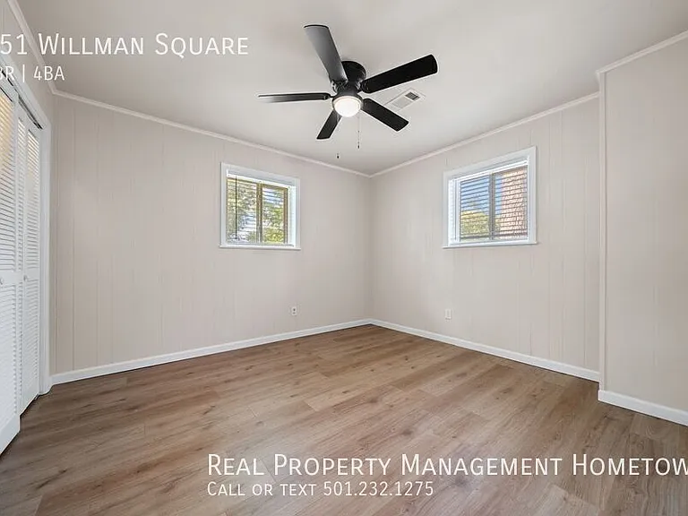 251 Willman Sq — Photo 45