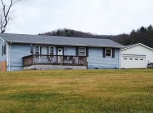373 B Johnson Rd, Mountain City, TN 37683
