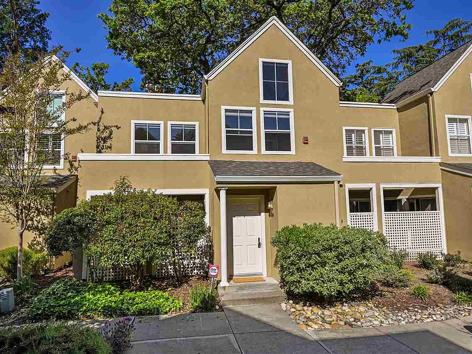 1st image of 245 Kingston Way