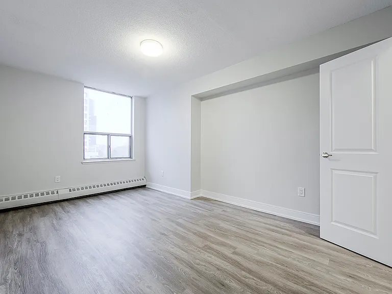 75 Eastdale Ave — Photo 24