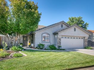 892 Fedora Ave, Clovis, CA 93612