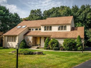 4 Edgewood Rd, Westborough, MA 01581