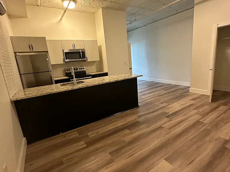 Lofts at Washington Park — Photo 8