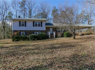 1106 Choyce St, Burlington, NC 27217