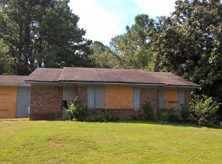 1565 Flicker Rd, Jonesboro, GA 30238