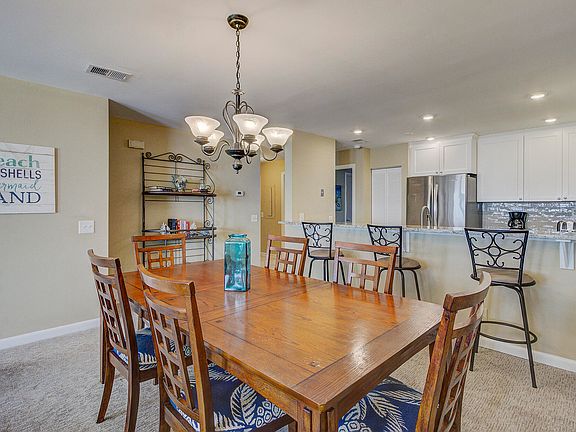 5th image of 9002 Palmetto Dr APT 418