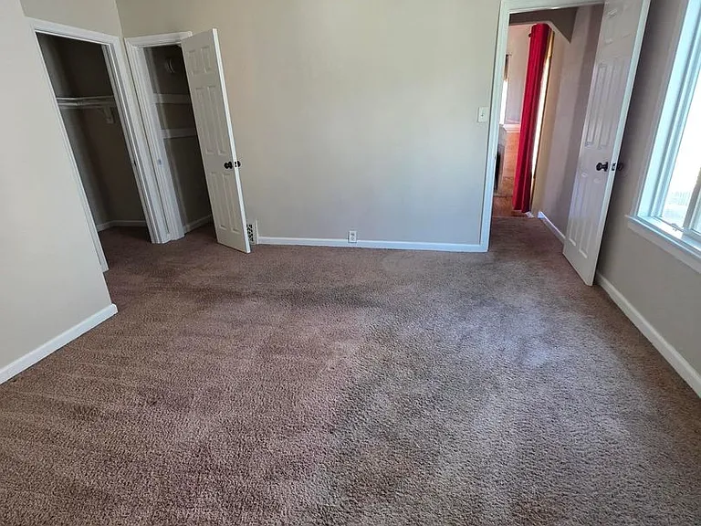 2641 N Arrowhead Ave — Photo 21