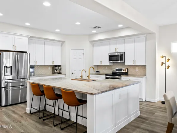 5519 W MOLLY Lane, Phoenix, AZ 85083