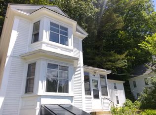 44 Central St, Franklin, NH 03235