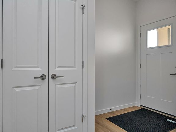 5th image of 7024 182nd Ave