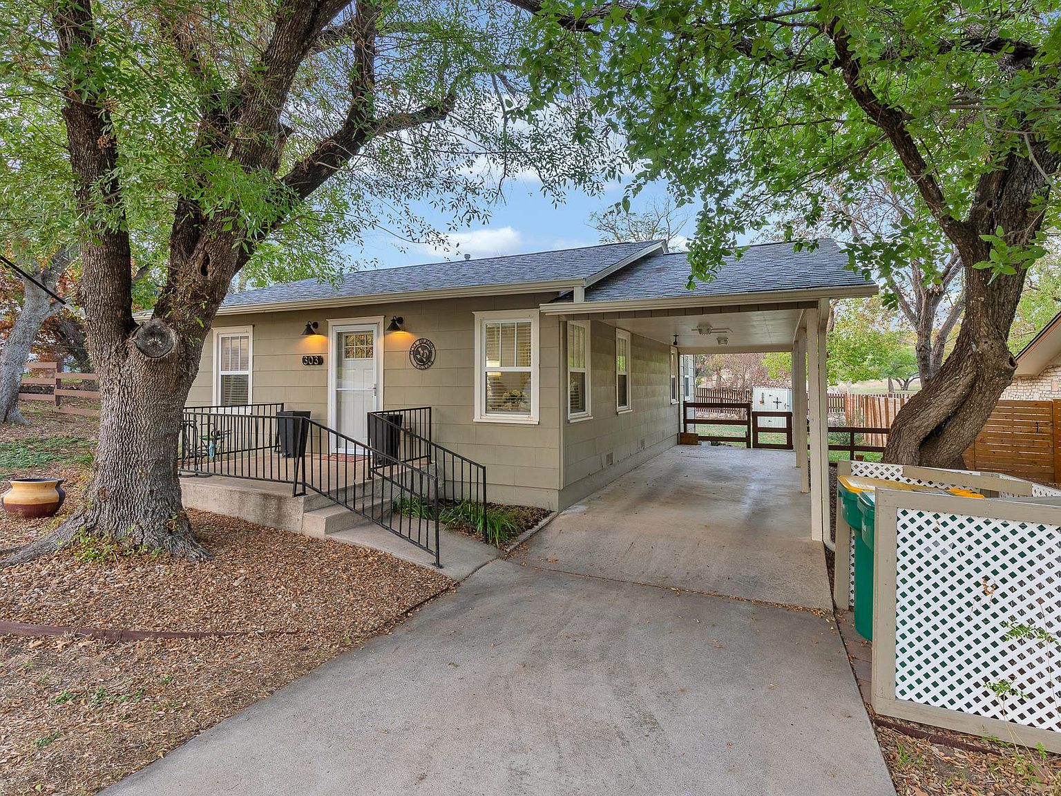 303 6th Street, Marble Falls, TX 78654 MLS 166127 Zillow