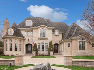 10 Sheffield Ln, Oak Brook, IL 60523