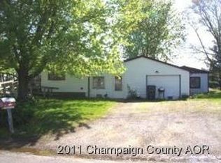 419 S John St, Camargo, IL 61919