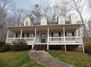 620 Spring Ridge Dr, Dawsonville, GA 30534