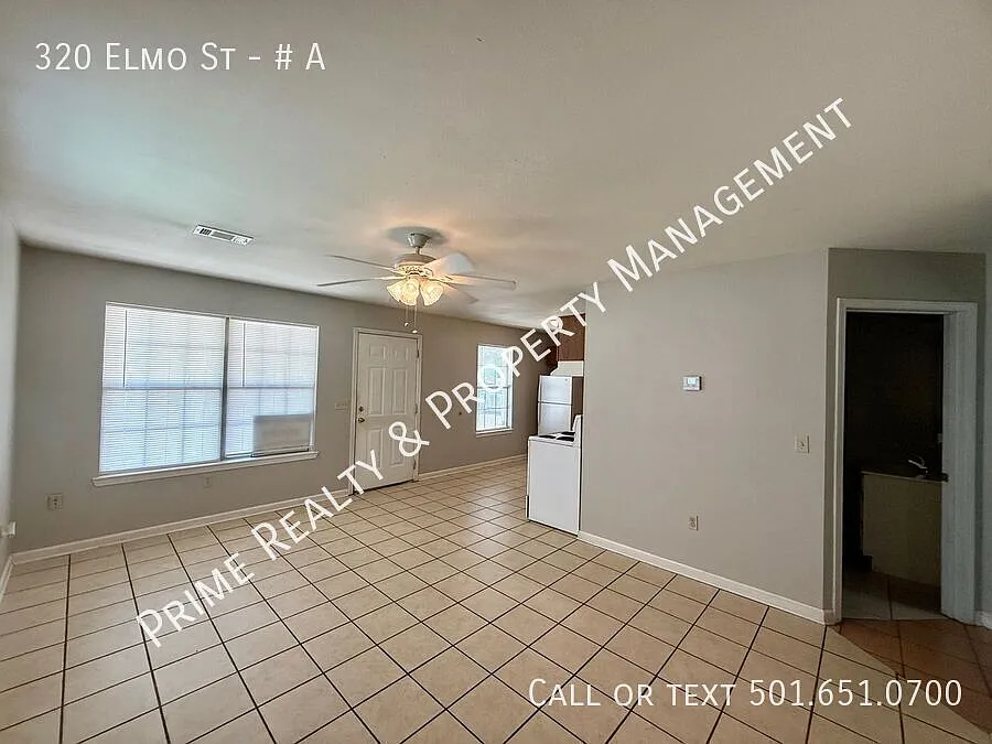 Building Photo - 320 Elmo St #A