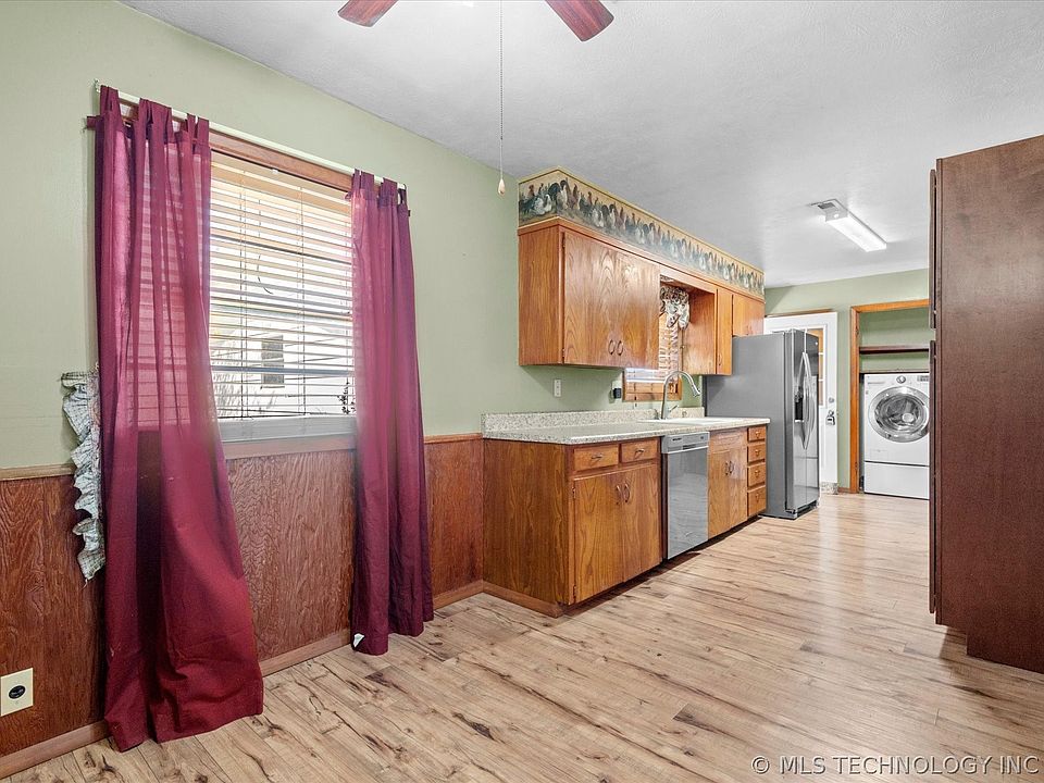 110 1st St, Lenapah, OK 74042 Zillow