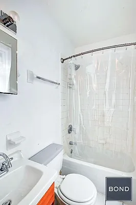 Rented by MD NYC Management LLC | media 14