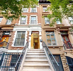 489 Manhattan Avenue, #2