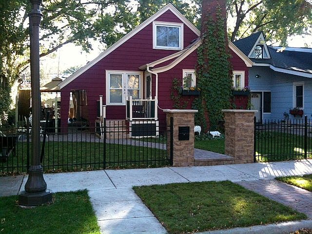 1st image of 1684 James Ave