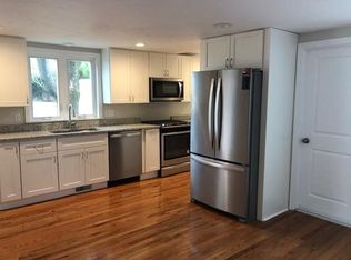 25 Worsted St, Franklin, MA 02038