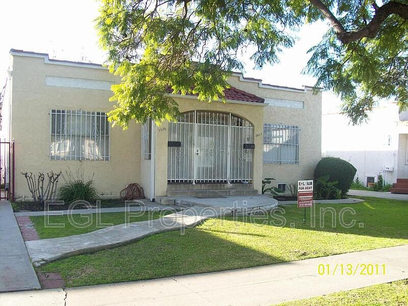 1st image of 3035 S Bronson Ave