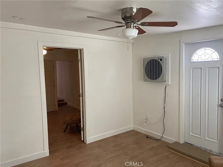 19216 Kendall Dr — Photo 6