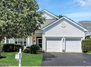 43 Greensprings Dr, Lakewood, NJ 08701
