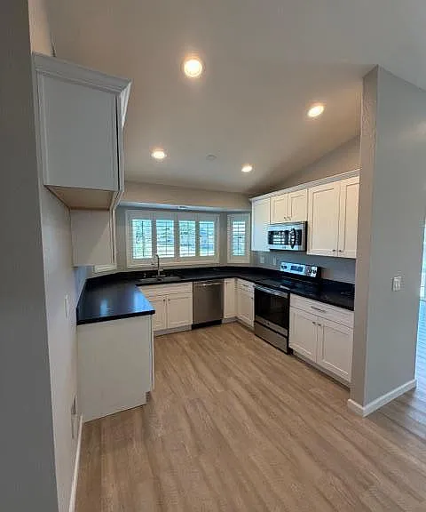 8587 N 107th Ln — Photo 9
